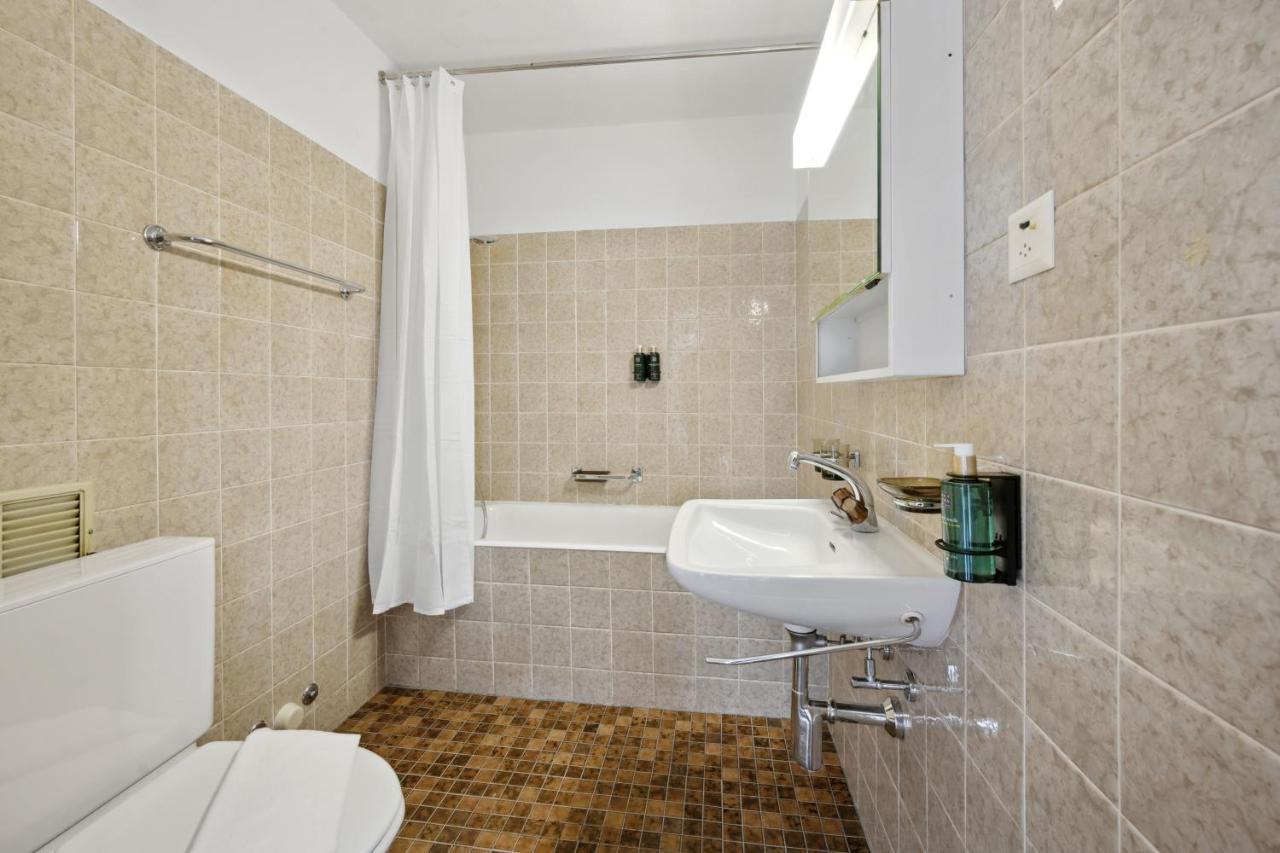 Muenstergasse Zurich Old Town Apartment Exterior photo
